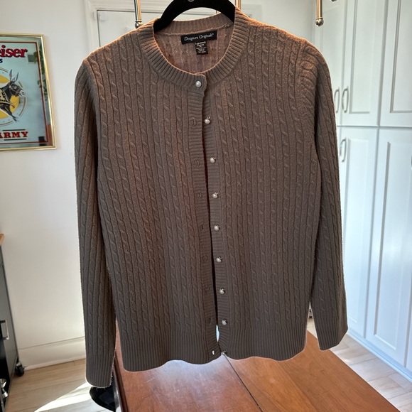 SOLD - Picture 2 of 4